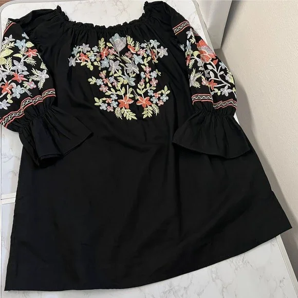 black mini dress with ruffled ends It Girl Black Bandeau Bodycon Mini Dress With Ruffles – Club L London